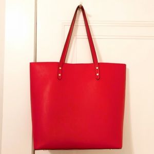 Red tote